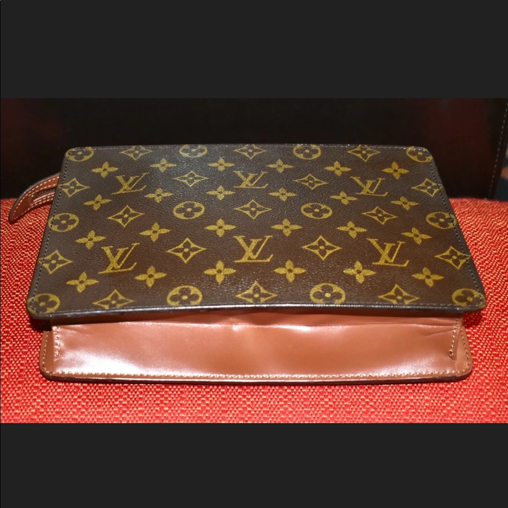 AUTHENTIC LOUIS VUITTON CLUTCH VINTAGE - Picture 6 of 11